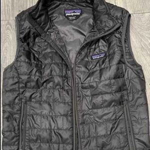 Patagonia Black Vest with Multicolor Logo